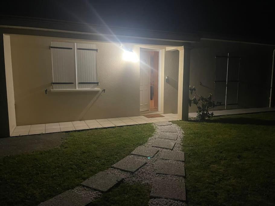 La Balneaire Maison De Standing Tout Confort Boisseuil Exterior photo